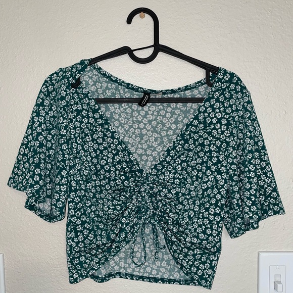 H&M Tops - H&M Floral Pattern Top (Part of Set) Size M
